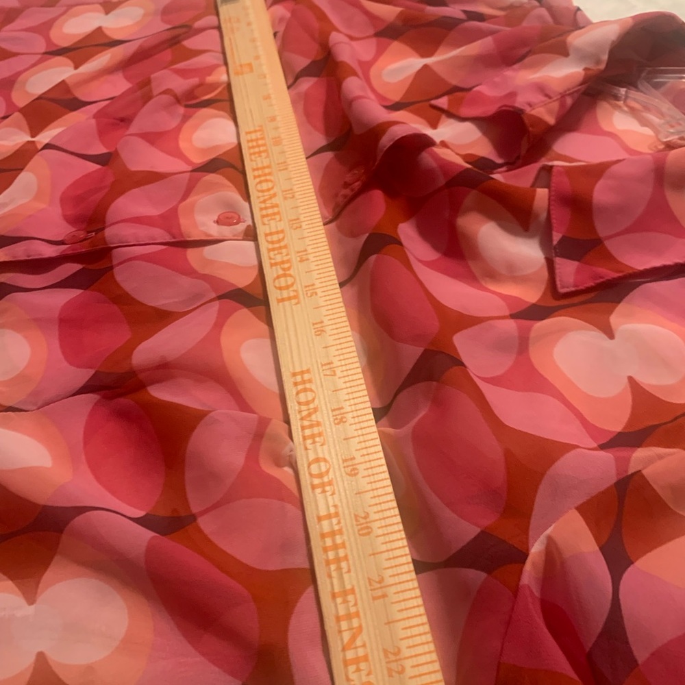 Plus NOTATIONS Rosey Top, Sheer,Long Sleeved Romantic,Easy-to-Pack!Reds& Pinks - Picture 8 of 11